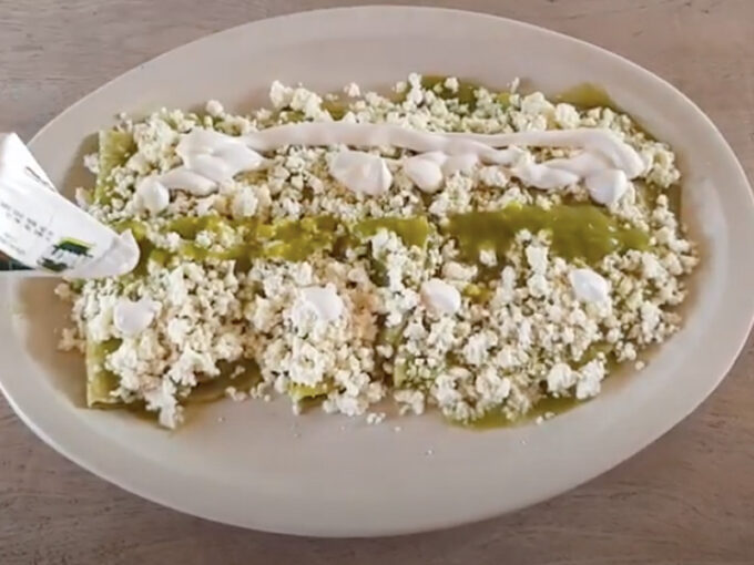 Enchiladas verdes de la huasteca