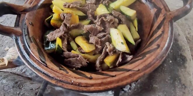 Bistec con Calabazas: Recetas Mexicanas para el Almuerzo
